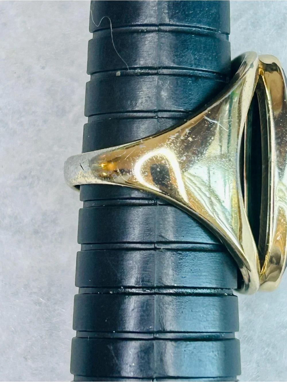 Vintage Black Acrylic Statement Ring (c. 1975–1985)